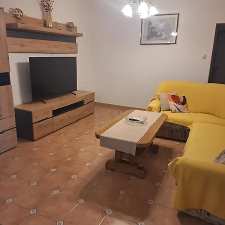 Apartman Sandra Palit