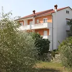 Sandra